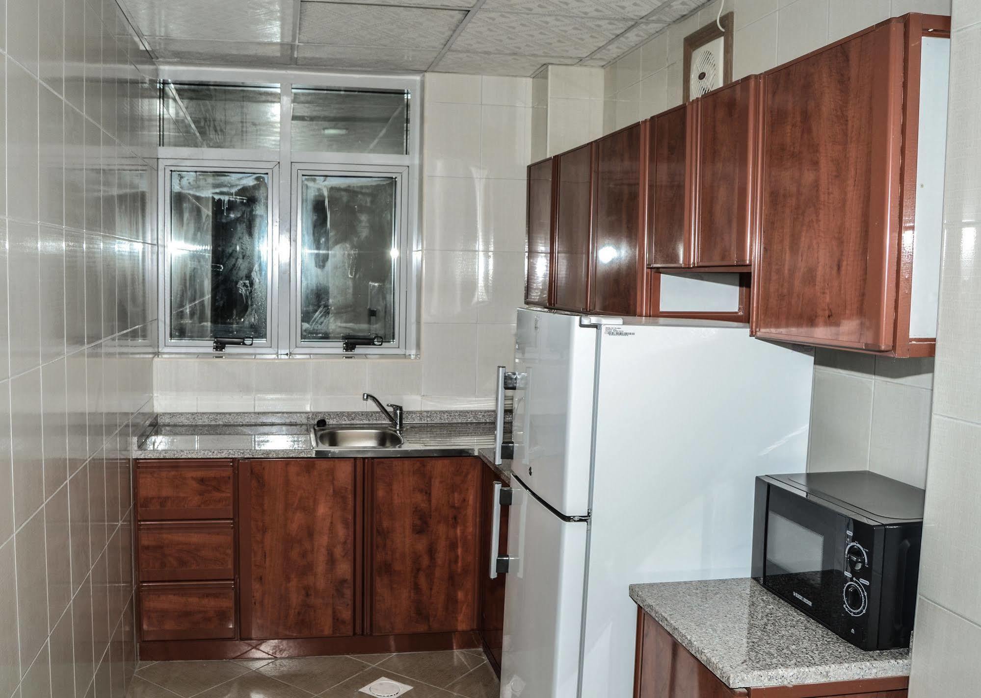 Al Khaleej Plaza Furnished Llc